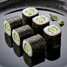 Мини ролл с огурцом